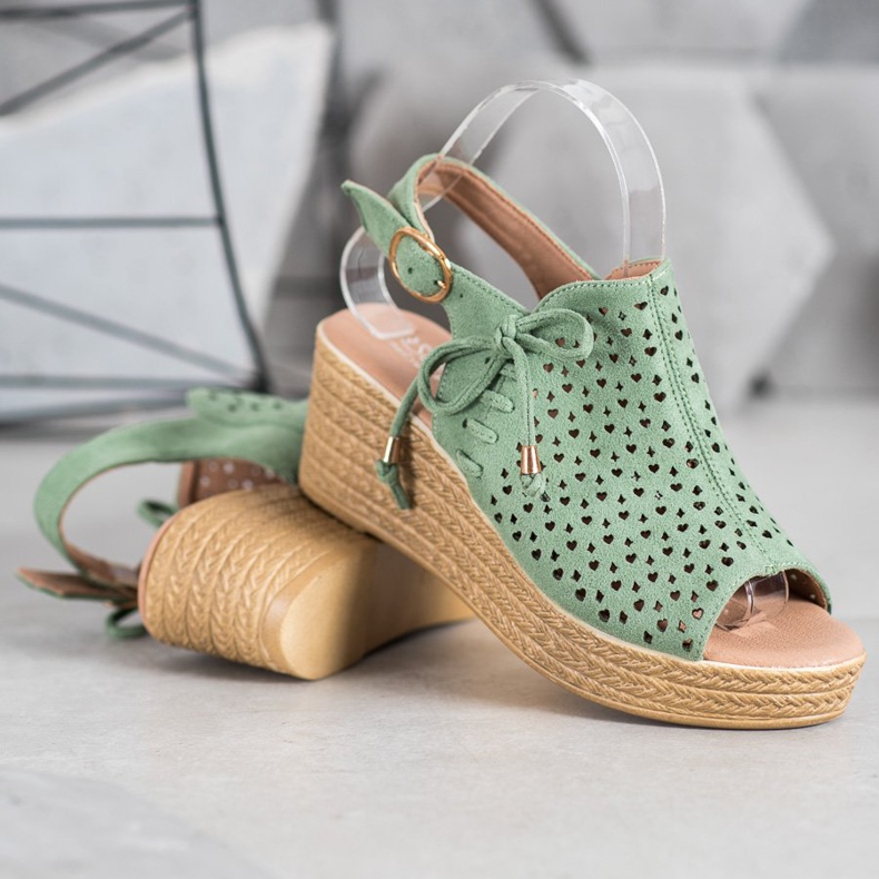 Small Swan Comfortable openwork sandals green 1