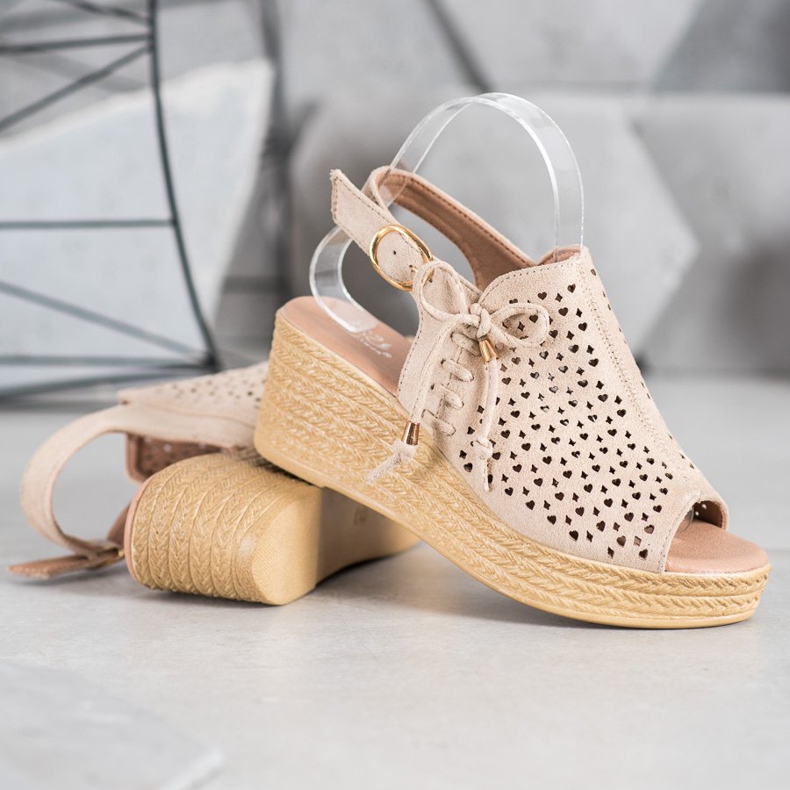 Small Swan Comfortable openwork sandals brown 1