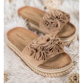 Small Swan Suede Slippers With Ornaments brown 1