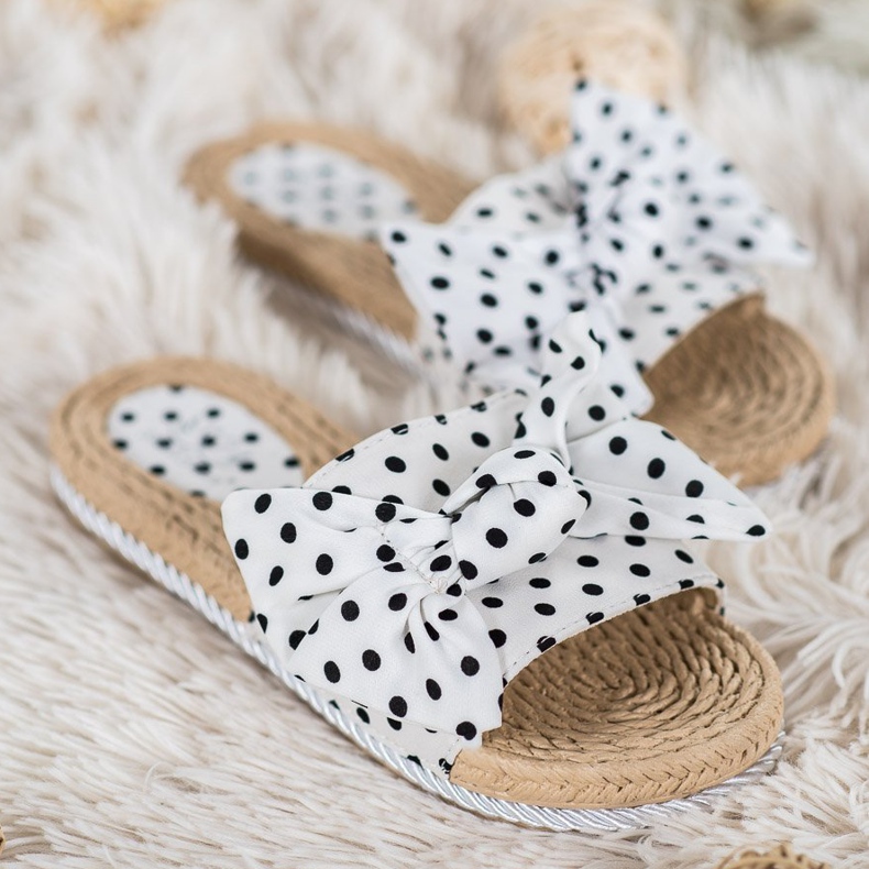 Small Swan Fashionable Slippers With A Bow white 1