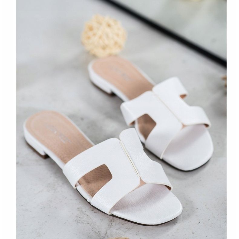 SHELOVET Classic Eco Leather Slippers white 1 SHELOVET Classic Eco Leather Slippers white 1