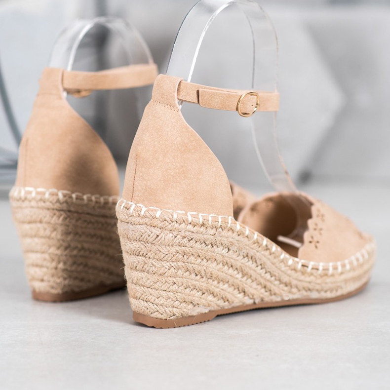 Evento Sandals With Openwork Pattern brown 2