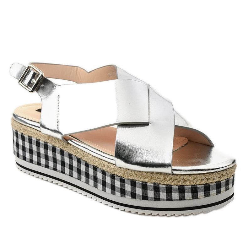 Silver sandals on the 1507-40 platform grey 1