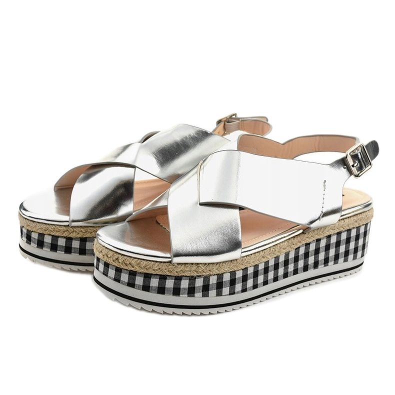 Silver sandals on the 1507-40 platform grey 2