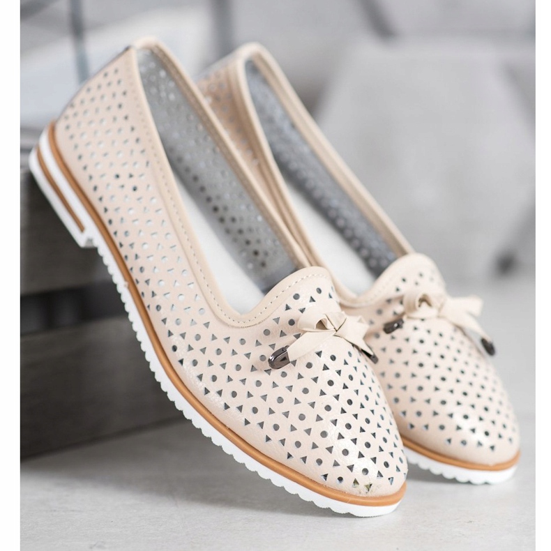 SHELOVET Leather Shoes With Openwork Pattern brown 1