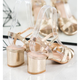 Small Swan Shiny Sandals On A Bar yellow 1