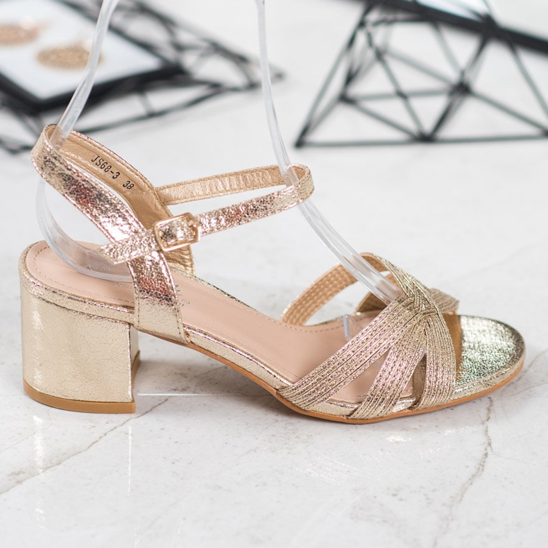 Small Swan Shiny Sandals On A Bar yellow 2