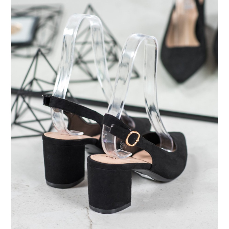 Seastar Pumps With A Discovered Heel black 2