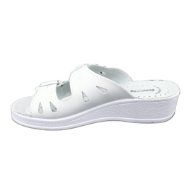Women's leather flip flops white wedges 1 Women's leather flip flops white wedges 1
