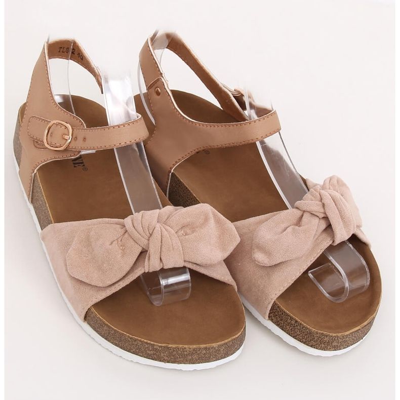 Ladies' beige sandals TL8-2 Beige 1