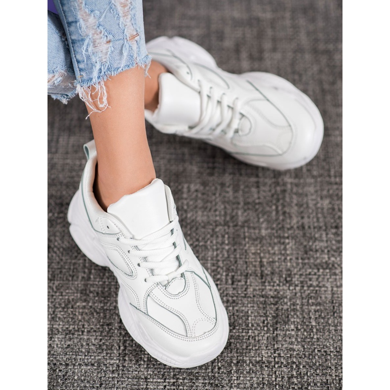 Classic White MCKEYLOR Sneakers 1