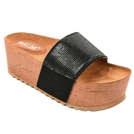 Black slippers on the platform 77-99 1