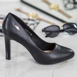 J. Star Elegant pumps black 2