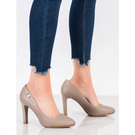 J. Star Elegant pumps beige 1