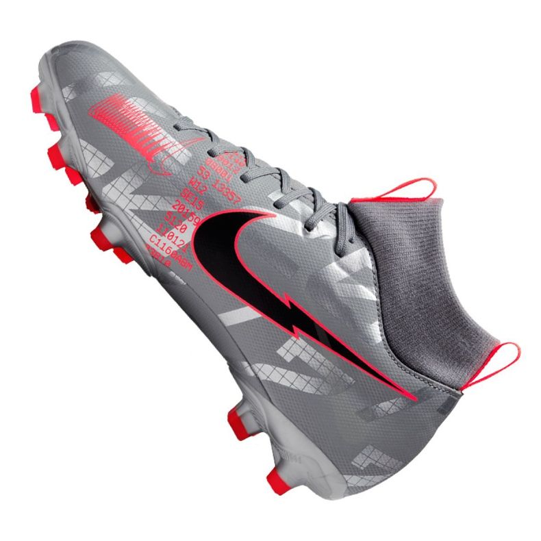 Nike Superfly 7 Academy Mg Jr AT8120-906 football shoes multicolored silver 2