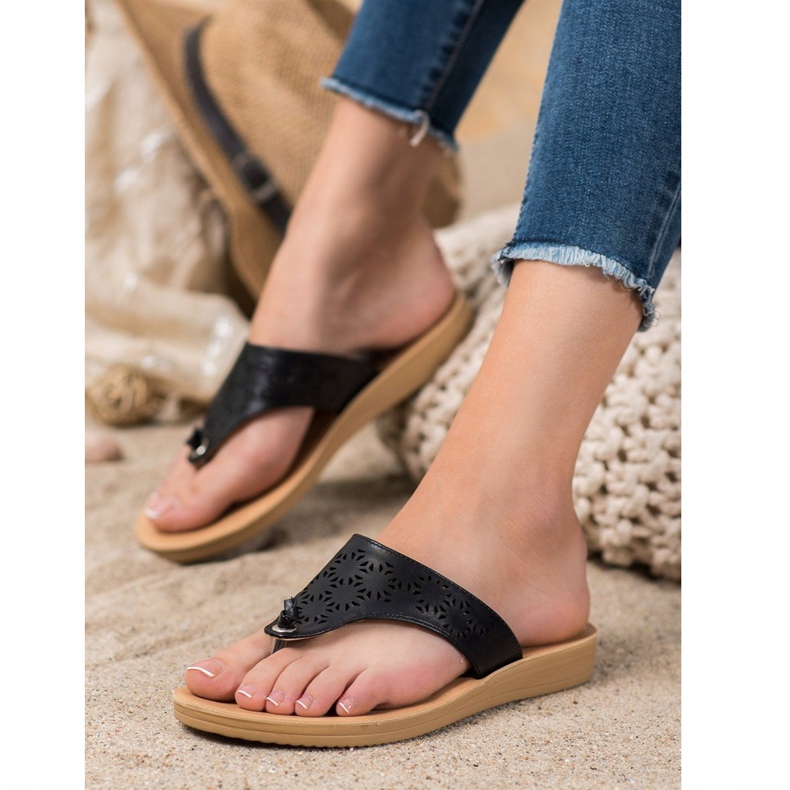 Kylie Slippers With Openwork Pattern black 1