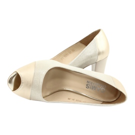 Shuttles open toe Gamis 1525 beige golden 4