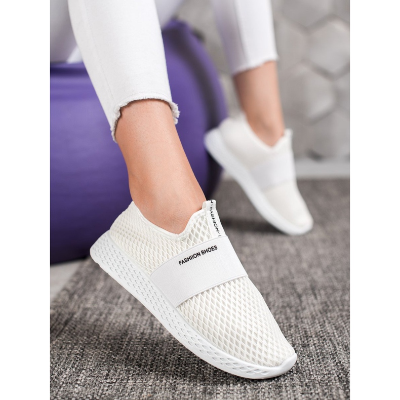 SHELOVET Slip-on Sneakers With Mesh white 1