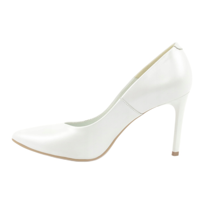 Pumps on a pin, white pearl Espinto C-602/134 1