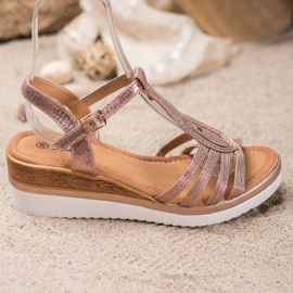 Mannika Comfortable wedge sandals golden 1