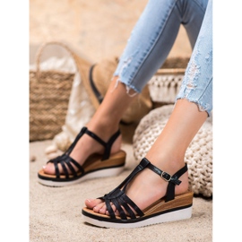 Mannika Comfortable wedge sandals black 2