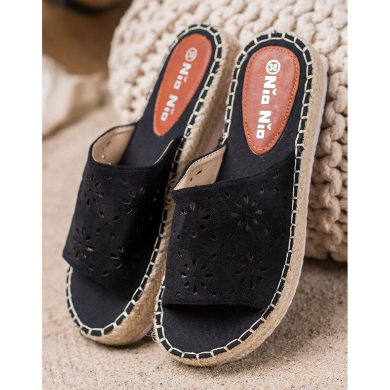 Nio Nio Slippers On A Straw Platform black 2