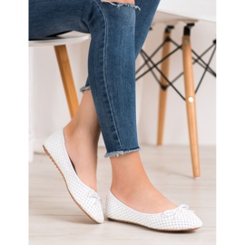 Small Swan Braided ballerinas white 1