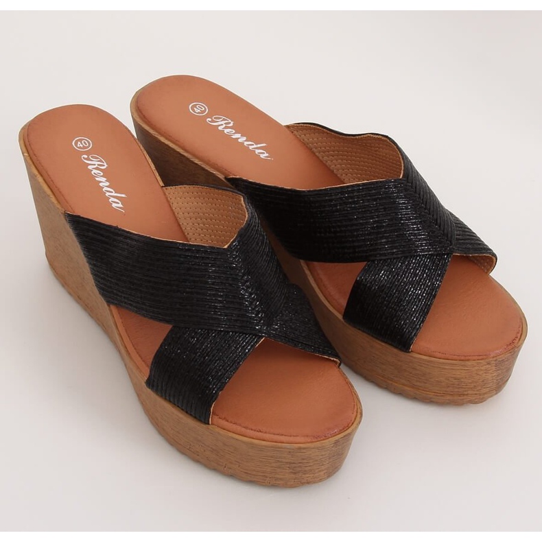 Black Black slippers 10-235 Black 1