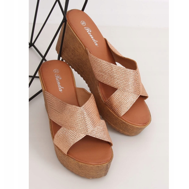 Champagne wedge slippers 10-235 Champagne beige 1