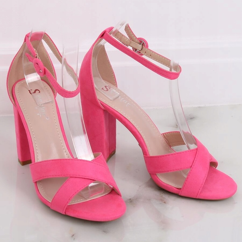 Pink sandals on the post TU133P Fushia 1