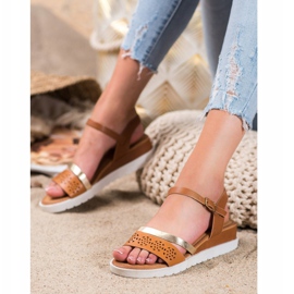 Renda Wedge Sandals With Eco Leather brown 1
