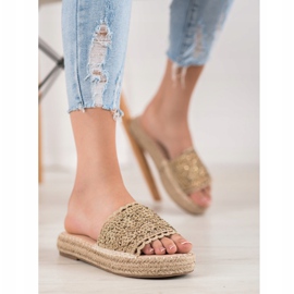 Small Swan Slippers With Crystals beige 2