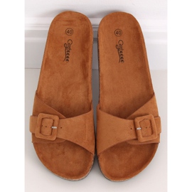 Brown G-5026 Camel slippers on the cork sole 1