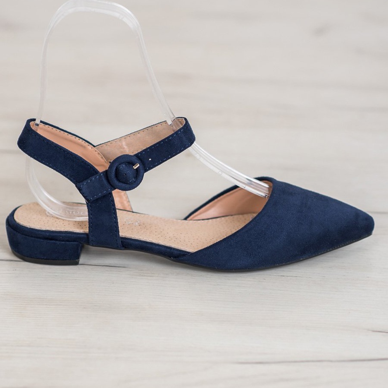 Goodin Navy blue pumps with an exposed heel 2