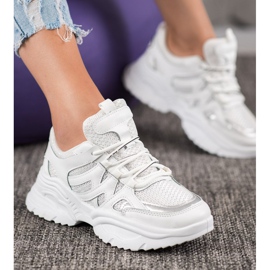 SHELOVET Comfortable White Sneakers 1