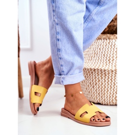 BUGO Women's Slippers Yellow Geometric Classic Theodora 2