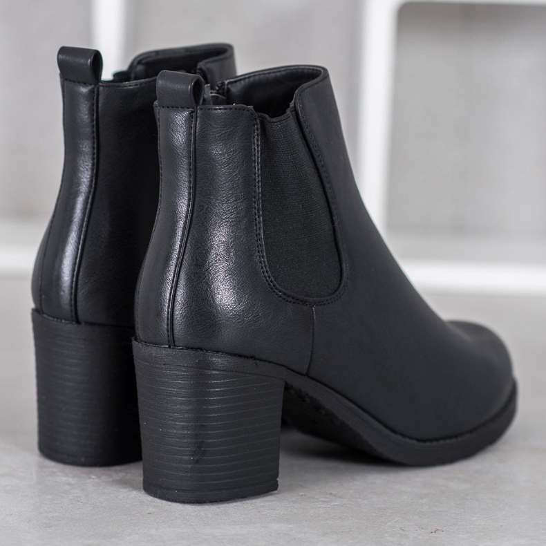 J. Star Chelsea Boots On A Bar black 1