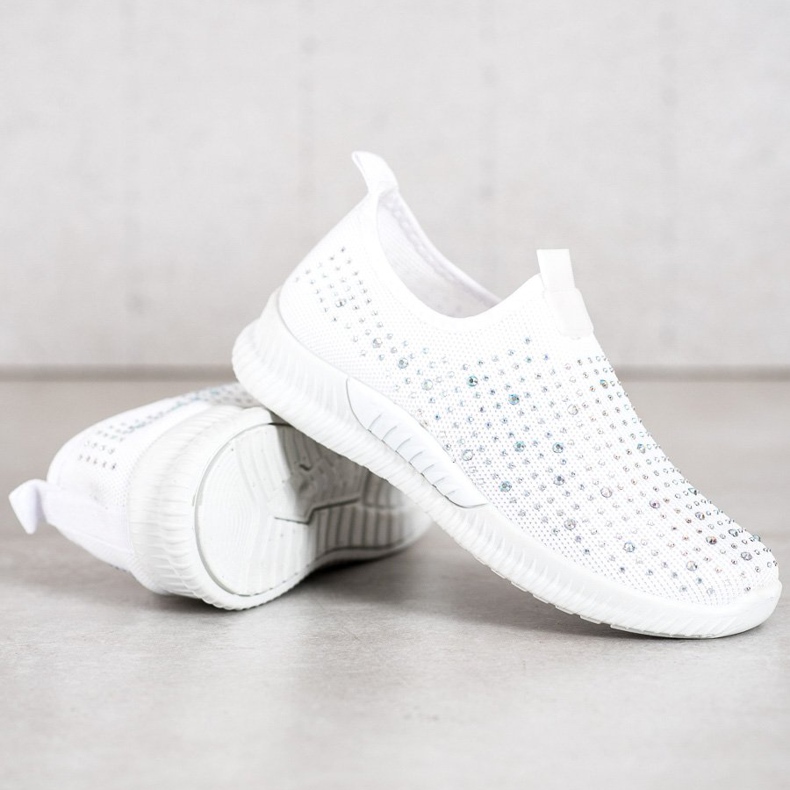 SHELOVET White Shoes With Crystals 2