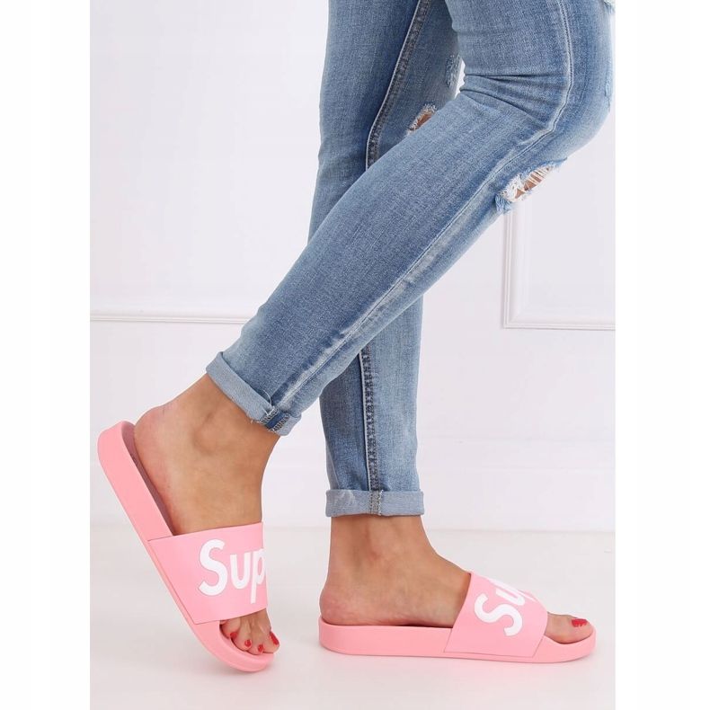 Pink Women's pink slippers CK110 Pink 2