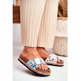 Women's Slippers Big Star Metallic Pattern DD274127 white 1