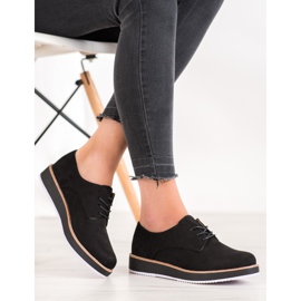 Seastar Black brogues 1