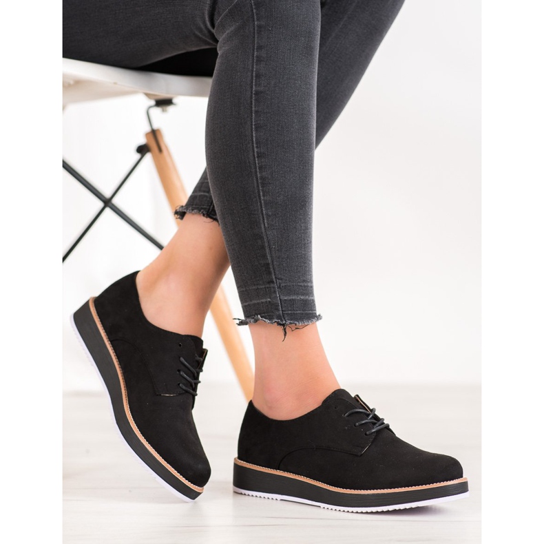 Seastar Black brogues 1