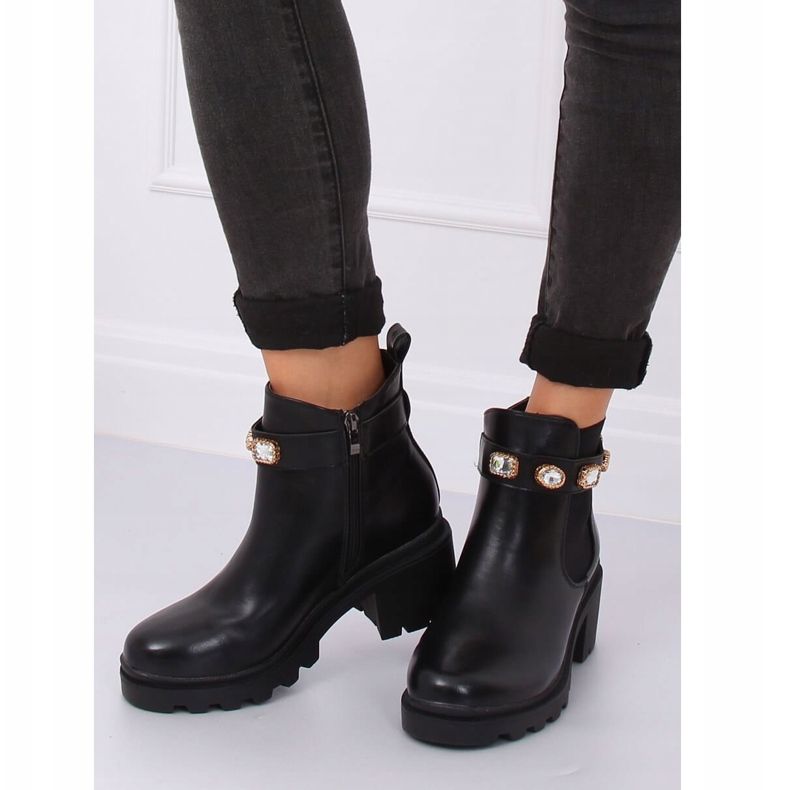 Black Chelsea boots, black HE107 Black 2