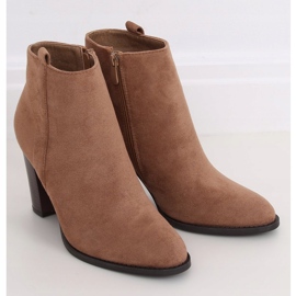 Classic beige high heels UK09P Beige brown 1 Classic beige high heels UK09P Beige brown 1