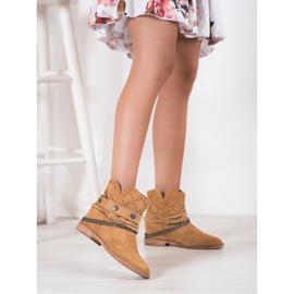Bella Paris Boots With Decorative Stripes brown 1