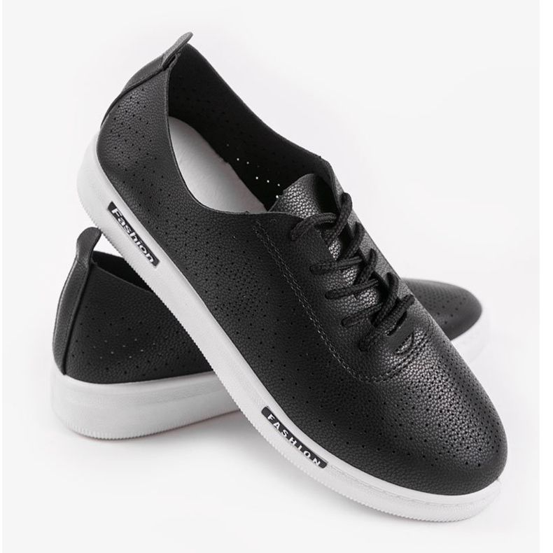 Black QW8368-1 openwork sport sneakers 2