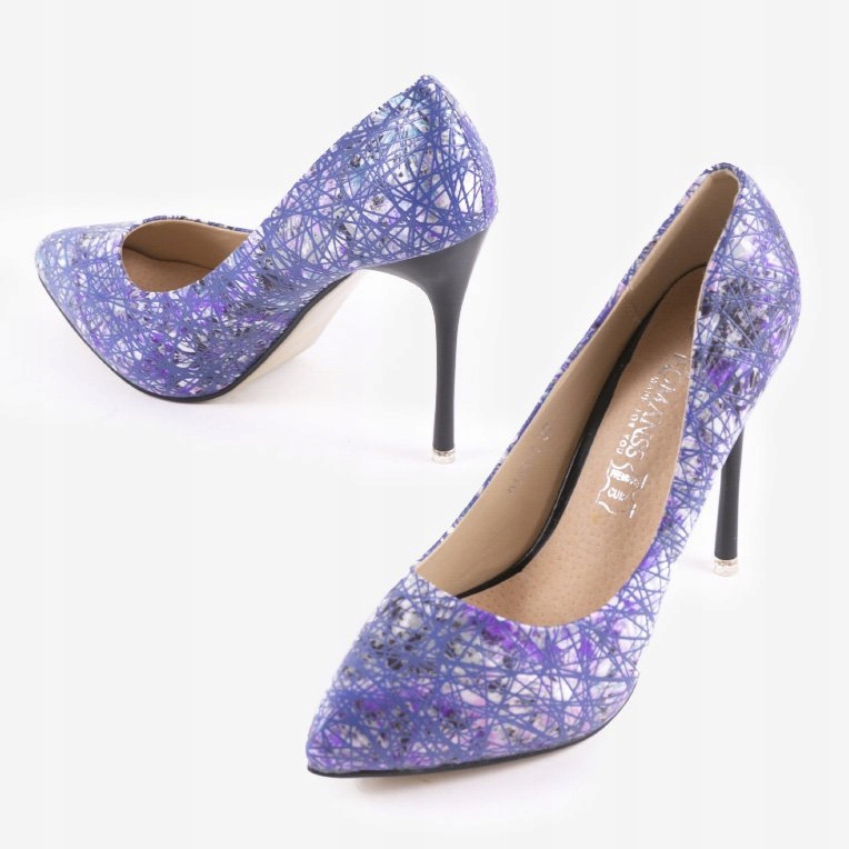 Purple flower pins 0116-4 violet multicolored 2