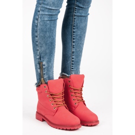 Queentina Red Trappers 1