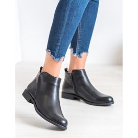 J. Star Flat Heel Boots black 2