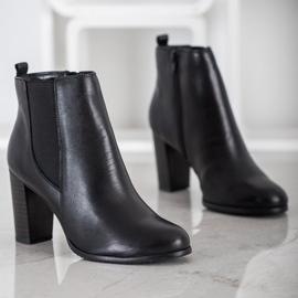 Evento Classic Leather Booties black 1